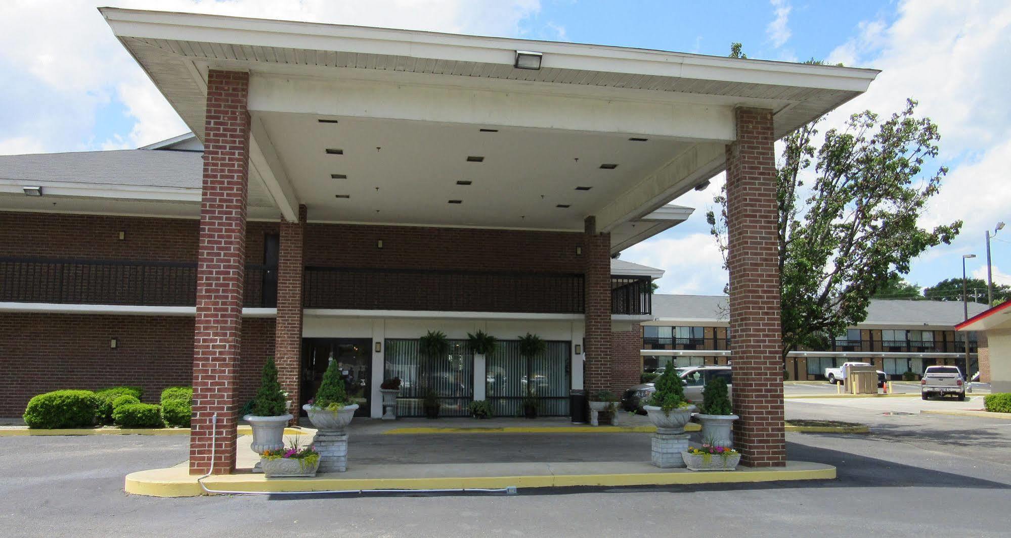 Travel Inn - Lugoff Bagian luar foto